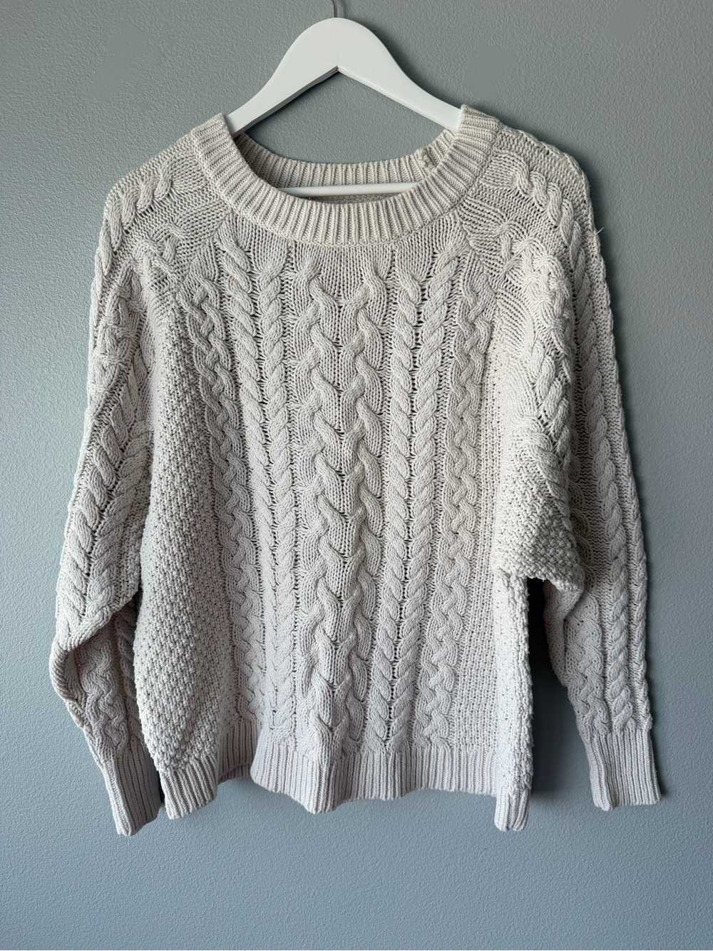 Aerie cream white boxy chunky cable knit long sleeve sweater Women’s sz L